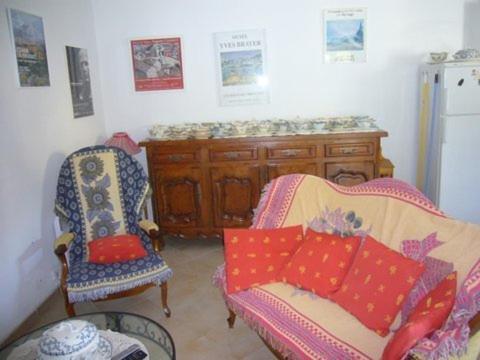 Saint-Andiol Les Cigales Bed & Breakfast 部屋 写真