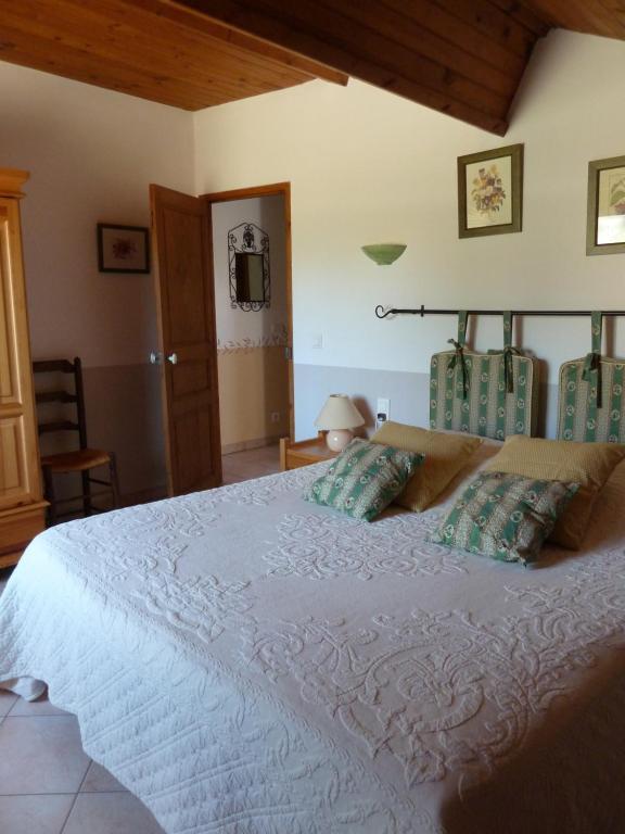 Saint-Andiol Les Cigales Bed & Breakfast エクステリア 写真